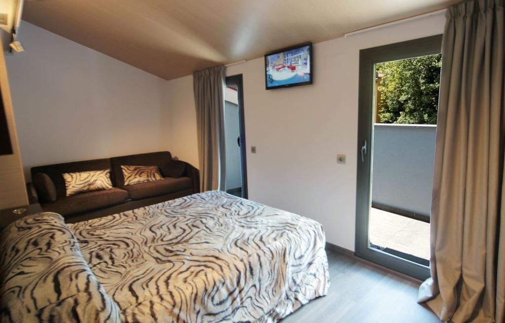Hotel 9 Sant Antoni リベス・デ・フレセル 部屋 写真