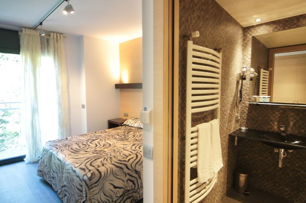 Hotel 9 Sant Antoni リベス・デ・フレセル 部屋 写真